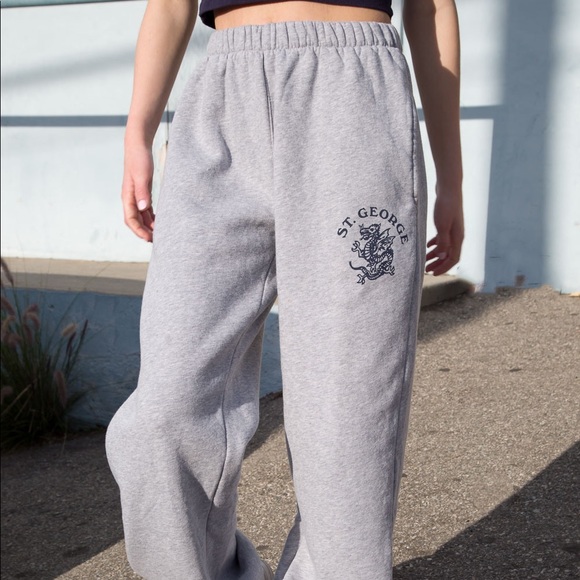 Brandy Melville Pants - Brandy Melville Sweatpants